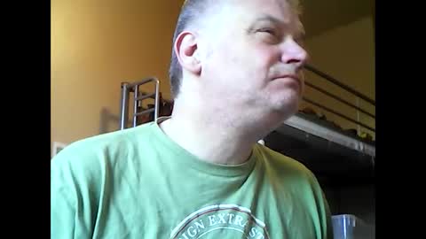 Snapshot of englishguysurrey chatting on September 9, 2025, 6:13 am englishguysurrey online show from September 9, 2025, 6:13 am