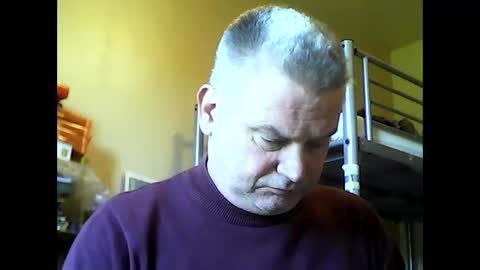 Snapshot of englishguysurrey chatting on September 22, 2025, 9:00 am englishguysurrey online show from September 22, 2025, 9:00 am