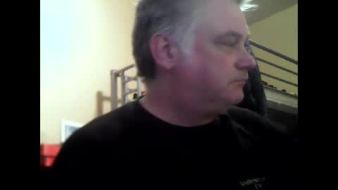 Snapshot of englishguysurrey chatting on October 26, 2025, 6:30 am englishguysurrey online show from October 26, 2025, 6:30 am