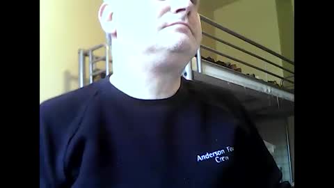 englishguysurrey online show from November 14, 2025, 12:04 pm