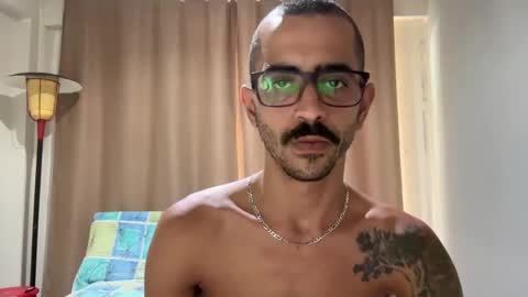 Snapshot of enjoythetrip chatting on December 12, 2024, 3:59 pm Luke online show from December 12, 2024, 3:59 pm