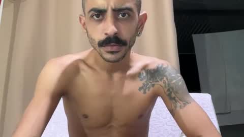 Snapshot of enjoythetrip chatting on February 27, 2025, 12:43 am Luke online show from February 27, 2025, 12:43 am