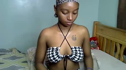 enkarxx online show from January 2, 2025, 8:35 pm