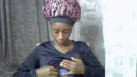 enkarxx online show from September 12, 2025, 5:02 pm