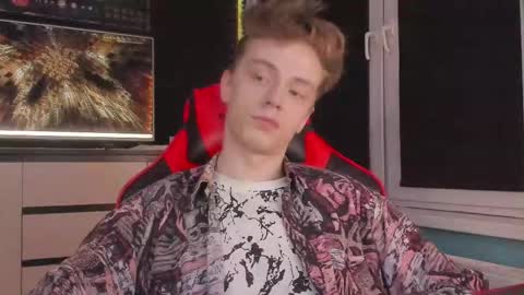 Enker online show from December 20, 2025, 1:45 am