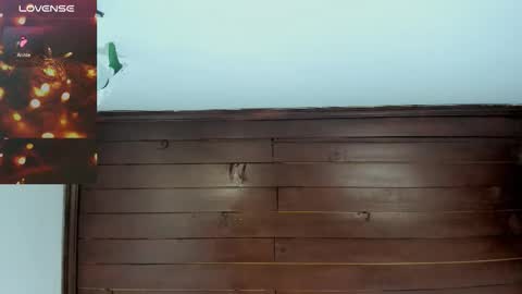 Enma clark online show from December 23, 2025, 3:59 am