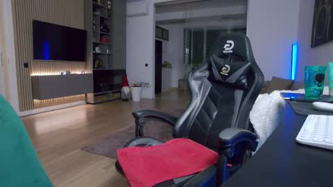 Erik online show from February 22, 2026, 11:25 pm