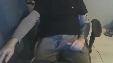 Snapshot of enriquexxx21xxx chatting on February 2, 2026, 4:38 pm enriquexxx21xxx online show from February 2, 2026, 4:38 pm