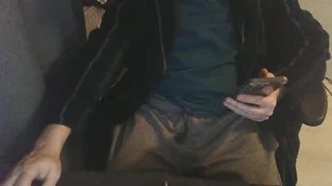 Snapshot of enriquexxx21xxx chatting on February 15, 2026, 6:26 pm enriquexxx21xxx online show from February 15, 2026, 6:26 pm