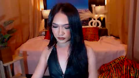 enticingkendra online show from May 19, 2026, 7:20 pm