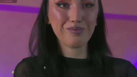 enyahazell online show from December 15, 2025, 6:56 pm