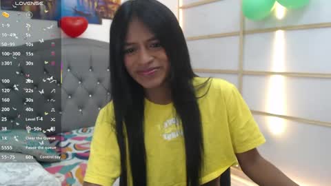 Snapshot of enyelin chatting on May 3, 2026, 12:22 pm Enyenlina online show from May 3, 2026, 12:22 pm
