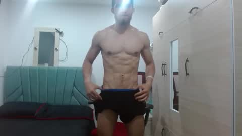enzo_savage online show from October 27, 2025, 6:12 pm