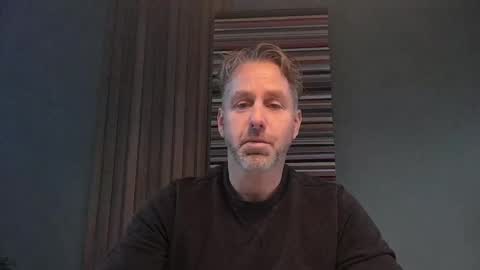 Snapshot of enzoenzo7 chatting on November 19, 2025, 8:14 am Enzos Massive Cock online show from November 19, 2025, 8:14 am