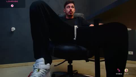 EnzoRace online show from October 29, 2025, 6:15 am