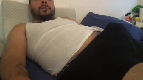 Snapshot of epicnutsz chatting on December 10, 2024, 8:27 pm epicstrokesz online show from December 10, 2024, 8:27 pm