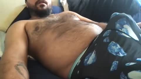 Snapshot of epicnutsz chatting on January 1, 2025, 5:22 pm epicstrokesz online show from January 1, 2025, 5:22 pm