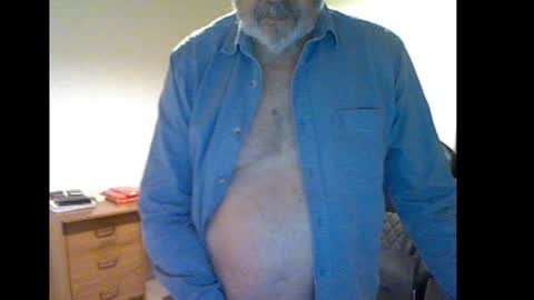 erasmus_d online show from December 22, 2024, 6:26 pm