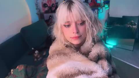 Snapshot of erectioneeering chatting on October 3, 2025, 12:02 pm Alissa online show from October 3, 2025, 12:02 pm