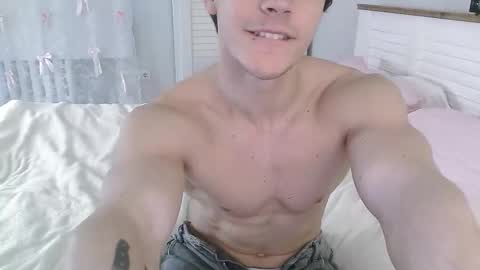 Eric Crush online show from March 12, 2026, 4:07 am