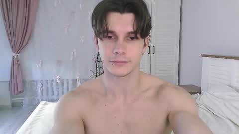 Eric Crush online show from March 20, 2026, 4:06 am