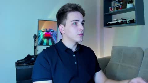 Snapshot of eric_ether chatting on September 24, 2025, 5:27 pm Eric online show from September 24, 2025, 5:27 pm