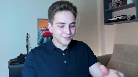 Snapshot of eric_ether chatting on September 25, 2025, 10:02 pm Eric online show from September 25, 2025, 10:02 pm