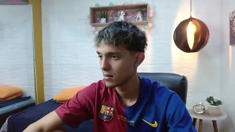 Snapshot of eric_oslo chatting on January 8, 2026, 6:43 pm eric_oslo online show from January 8, 2026, 6:43 pm