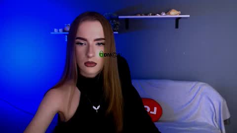 your dear Erica  online show from November 9, 2025, 8:07 pm