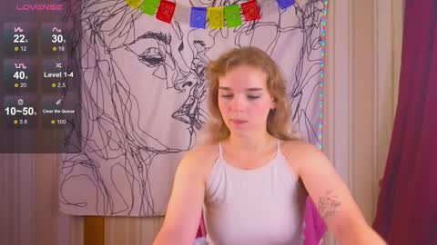 Snapshot of erica_winterr chatting on November 18, 2025, 3:34 am Erica Winterr online show from November 18, 2025, 3:34 am