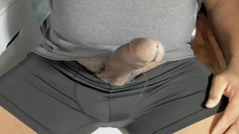 EricBishop1 online show from April 5, 2026, 10:29 pm