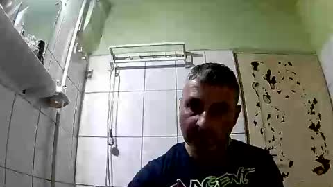 Snapshot of ericboy32 chatting on December 2, 2024, 6:30 am eric online show from December 2, 2024, 6:30 am