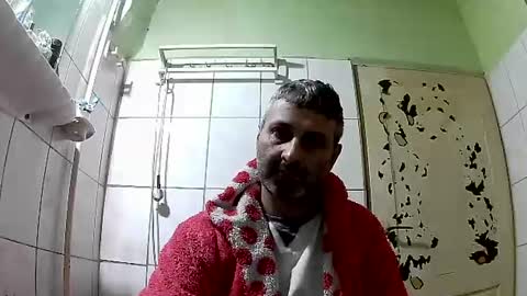 Snapshot of ericboy32 chatting on December 25, 2024, 7:13 pm eric online show from December 25, 2024, 7:13 pm