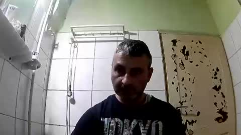 Snapshot of ericboy32 chatting on January 18, 2025, 9:55 pm eric online show from January 18, 2025, 9:55 pm