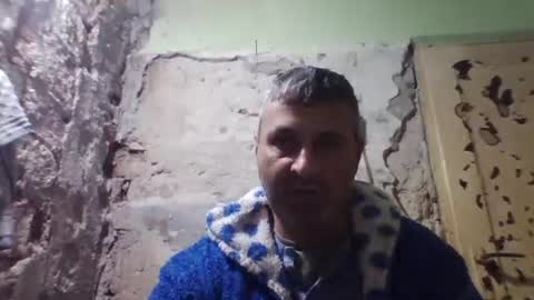 Snapshot of ericboy32 chatting on October 11, 2025, 10:19 pm eric online show from October 11, 2025, 10:19 pm