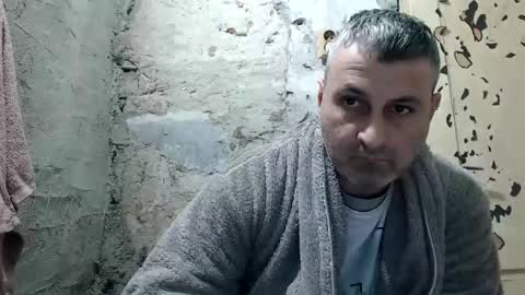 Snapshot of ericboy32 chatting on April 5, 2026, 6:49 pm eric online show from April 5, 2026, 6:49 pm