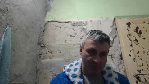 Snapshot of ericboy32 chatting on May 2, 2026, 11:54 pm eric online show from May 2, 2026, 11:54 pm