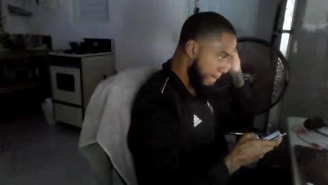 Snapshot of ericbuck chatting on February 26, 2025, 3:21 am Eric Buck online show from February 26, 2025, 3:21 am