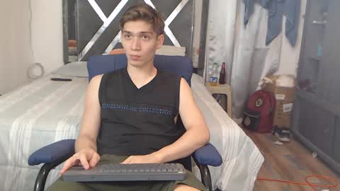 erick_de_rossee online show from January 28, 2025, 1:50 am