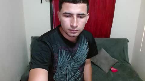 Snapshot of erick_lopez22 chatting on November 27, 2025, 2:02 am erick lopez online show from November 27, 2025, 2:02 am