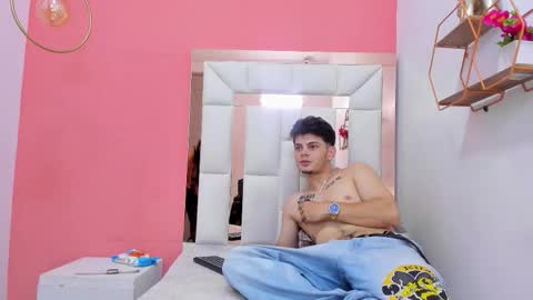 Snapshot of erickandnatasha_ chatting on February 27, 2026, 11:21 am Erick y Natasha online show from February 27, 2026, 11:21 am