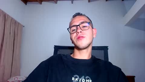 Snapshot of erik_rodriguez chatting on September 13, 2025, 11:26 pm Erik rodriguez online show from September 13, 2025, 11:26 pm