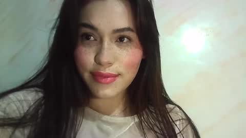 Erika online show from April 19, 2026, 3:28 am