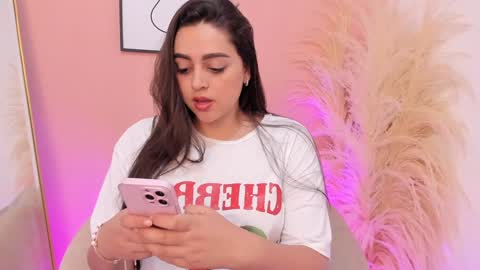 Snapshot of erika_mendez1 chatting on January 10, 2025, 8:26 pm Erika Mendez online show from January 10, 2025, 8:26 pm