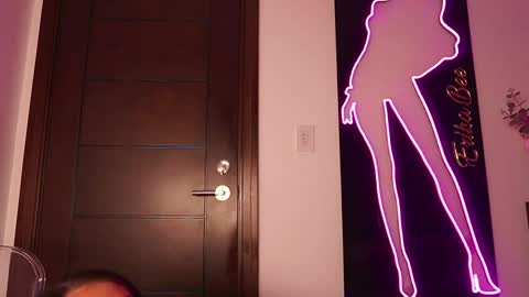 Snapshot of erikabee chatting on November 20, 2025, 8:08 pm Venus Skye online show from November 20, 2025, 8:08 pm