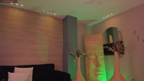 Snapshot of erikabenz chatting on March 30, 2026, 12:06 pm Erika Benz online show from March 30, 2026, 12:06 pm