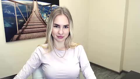 Erika online show from December 19, 2024, 1:07 pm