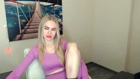 Erika online show from February 27, 2025, 10:04 am