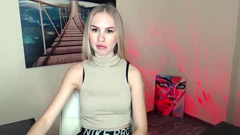 Erika online show from October 30, 2025, 12:39 pm