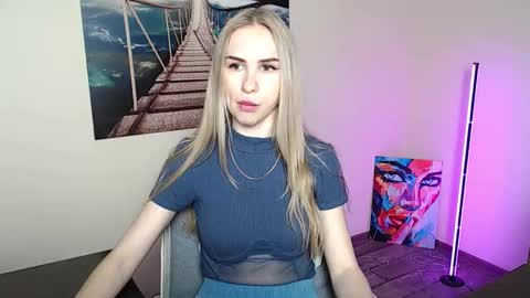 Erika online show from May 27, 2026, 12:02 pm